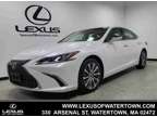 2021 Lexus ES 300h