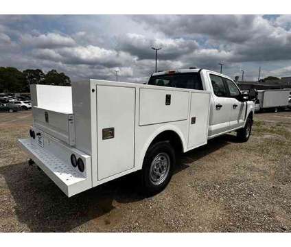2024 Ford F-250SD XL 8' Service Body is a White 2024 Ford F-250 XL Truck in Bogart GA