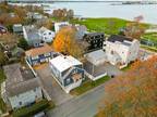 Flat For Rent In Newport, Rhode Island