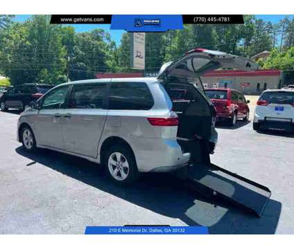 2019 Toyota Sienna for sale is a Silver 2019 Toyota Sienna Car for Sale in Dallas GA