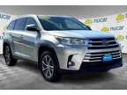 2019UsedToyotaUsedHighlanderUsedV6 AWD (Natl)