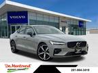 new 2024 Volvo S60 B5 Plus Dark Theme 4D Sedan