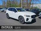 2024 Volvo XC60 Plus Dark Theme