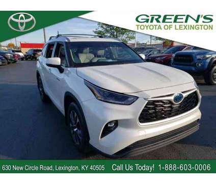 2021 Toyota Highlander Hybrid XLE is a White 2021 Toyota Highlander Hybrid in Lexington KY