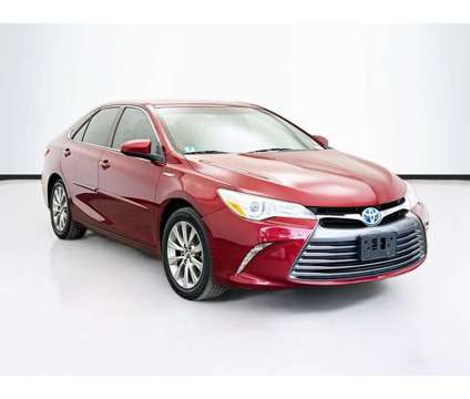 2017 Toyota Camry XLE is a Red 2017 Toyota Camry XLE Car for Sale in Bellflower CA