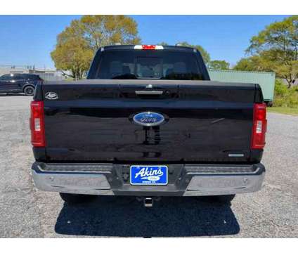 2022 Ford F-150 XLT is a Black 2022 Ford F-150 XLT Car for Sale in Winder GA