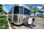 2024 Airstream Flying Cloud 28RB Twin 28ft