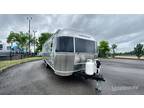 2024 Airstream Flying Cloud 25FB 26ft