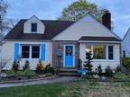 Home For Sale In Merrick, New York