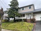 Home For Rent In Cedarhurst, New York