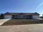 Home For Sale In Muscatine, Iowa