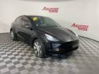 2022 Tesla Model Y Long Range AWD