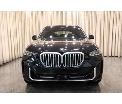 2024 BMW X5 xDrive40i is a Black 2024 BMW X5 3.0si SUV in Akron OH