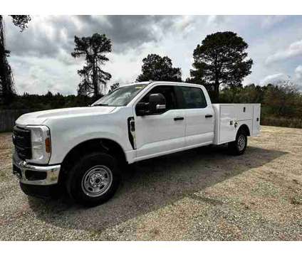 2024 Ford F-250SD XL | 8' Service Body is a White 2024 Ford F-250 XL Truck in Bogart GA