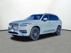 2024 Volvo XC90 B6 Plus Bright Theme