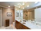 Condo For Sale In Chicago, Illinois