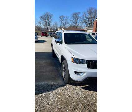 2021 Jeep Grand Cherokee for sale is a White 2021 Jeep grand cherokee Car for Sale in Columbus OH