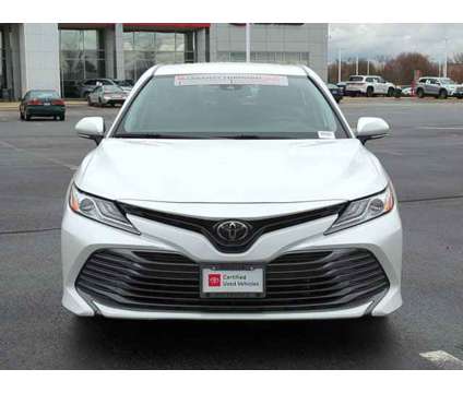 2020 Toyota Camry XLE is a White 2020 Toyota Camry XLE Sedan in Naperville IL