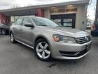 2013 Volkswagen Passat 2.5L SE Sedan 4D