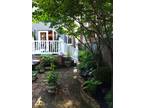 Swimming pool , AC, 3 Bedroom 2,5 Bathrooms House in Capitol Hill / Washington!