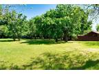 Home For Sale In Gonzales, Texas