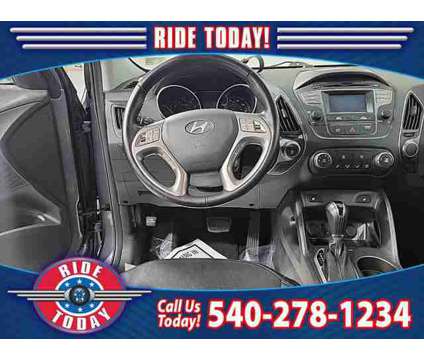 2015 Hyundai Tucson SE is a Grey 2015 Hyundai Tucson SE SUV in Roanoke VA