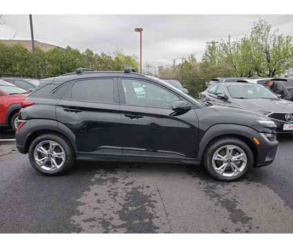 2022 Hyundai Kona SEL is a Black 2022 Hyundai Kona SEL SUV in Egg Harbor Township NJ