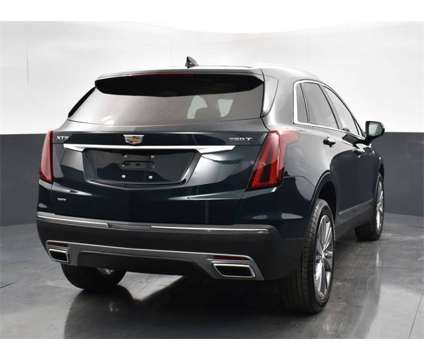 2024 Cadillac XT5 Premium Luxury is a Green 2024 Cadillac XT5 Premium Luxury SUV in Great Neck NY