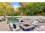 2570 Nichols Canyon Rd, Los Angeles, CA 90046