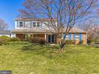 202 Winterloch Way, Wallingford, PA 19086