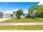 1118 Lake Geneva Dr, Lake Worth, FL 33461