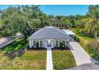 4 Curacao Cir #40, Englewood, FL 34223