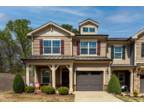 Golf Course Townhome, Raleigh, NC