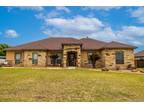 Home For Sale In Pleasanton, Texas