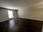 Flat For Rent In Houston, Texas