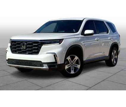 2023UsedHondaUsedPilotUsed2WD is a Silver, White 2023 Honda Pilot Car for Sale in Oklahoma City OK
