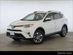 2017 Toyota RAV4 Hybrid XLE