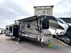 2015 Keystone Cougar 327RES 37ft