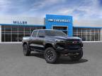 2024 Chevrolet Colorado Black, new