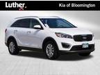 2016 Kia Sorento White, 75K miles