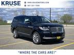 2024 Lincoln Navigator Black, 32 miles