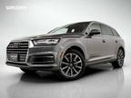 2017 Audi Q7 Gray, 112K miles