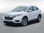 2022 Honda HR-V White, 31K miles