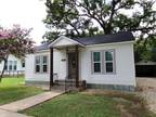 Home For Rent In Elgin, Texas