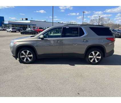 2019 Chevrolet Traverse 3LT is a 2019 Chevrolet Traverse SUV in Dubuque IA