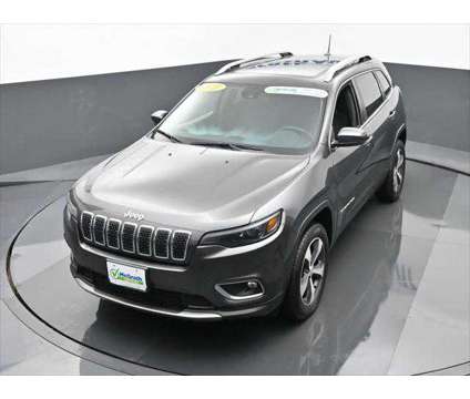 2021 Jeep Cherokee Limited 4X4 is a Grey 2021 Jeep Cherokee Limited SUV in Dubuque IA
