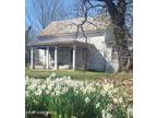 Farm House For Sale In Jefferson City, Missouri