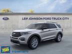 new 2023 Ford Explorer XLT