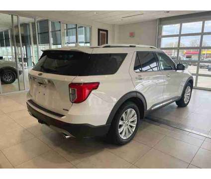 2021UsedFordUsedExplorerUsed4WD is a White 2021 Ford Explorer Car for Sale in Milwaukee WI
