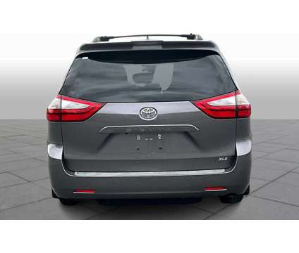 2019UsedToyotaUsedSiennaUsedFWD 8-Passenger (Natl) is a Grey 2019 Toyota Sienna Car for Sale in Bowie MD